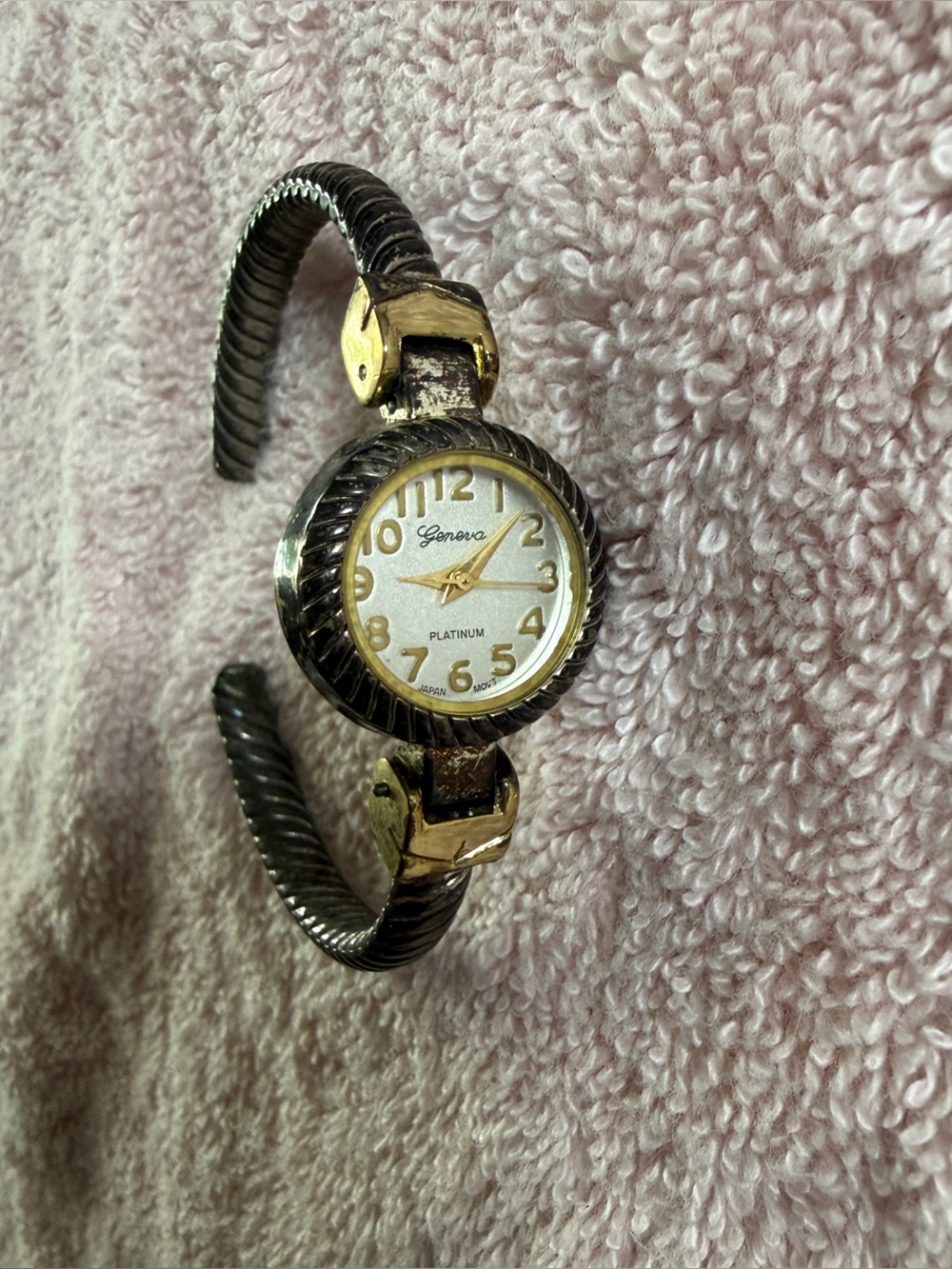 GENEVA PLATINUM Y2K CUFF BANGLE WATCH SILVER GOLD TONE QUARTZ